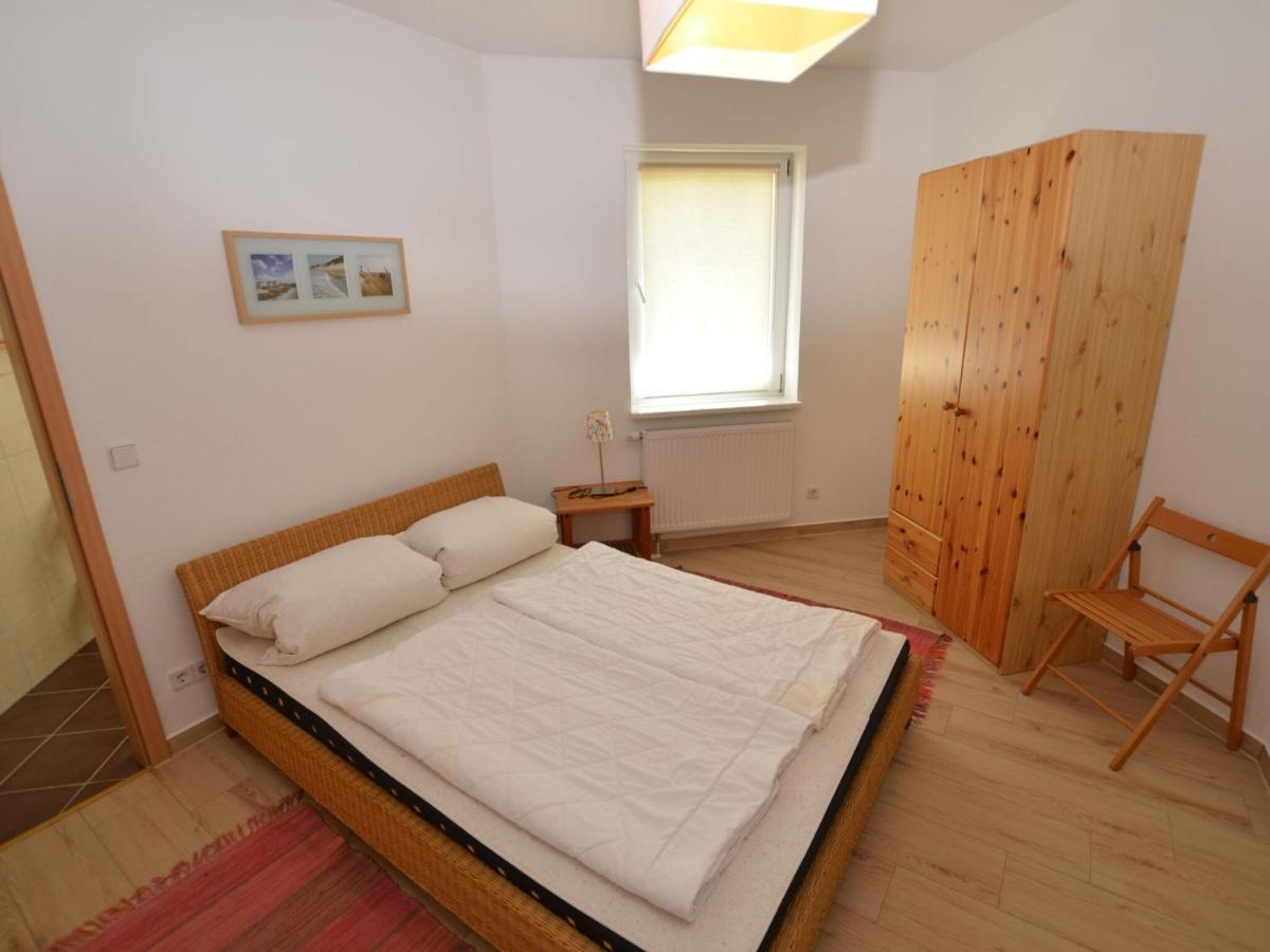 Apartment In Bohemian With Private Terrace Dolni Lanov ห้อง รูปภาพ